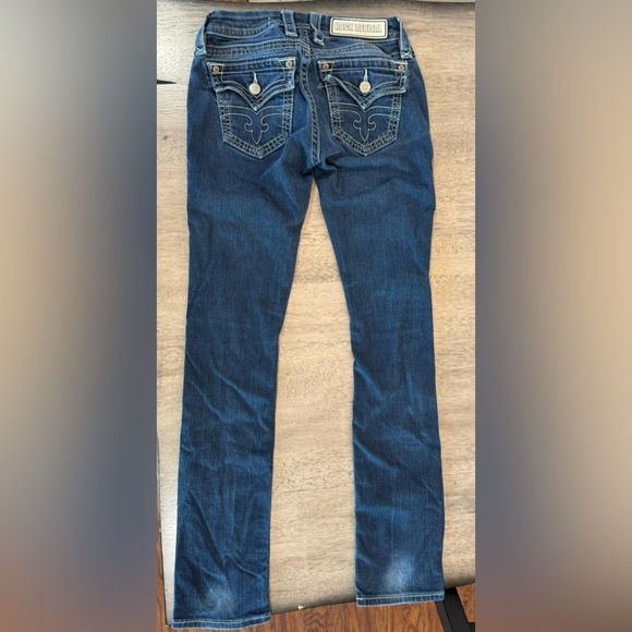 Rock Revival low rise medium wash straight jeans - Picture 7 of 10